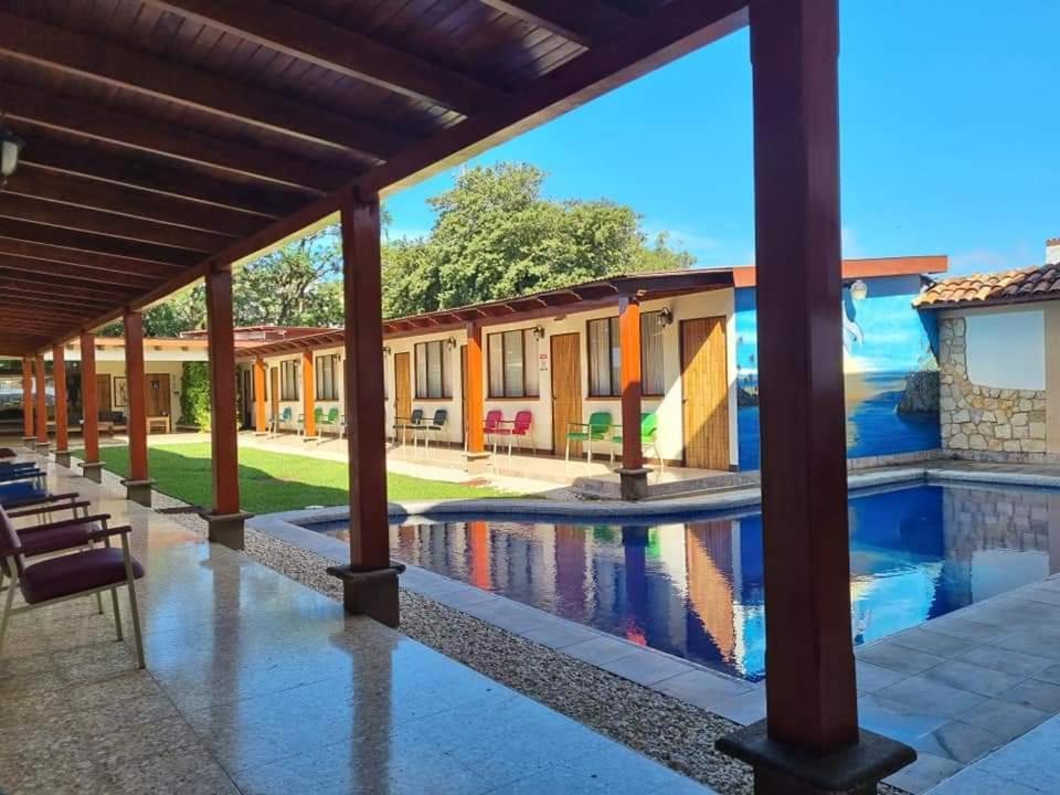 Hotel La Siesta リベリア エクステリア 写真